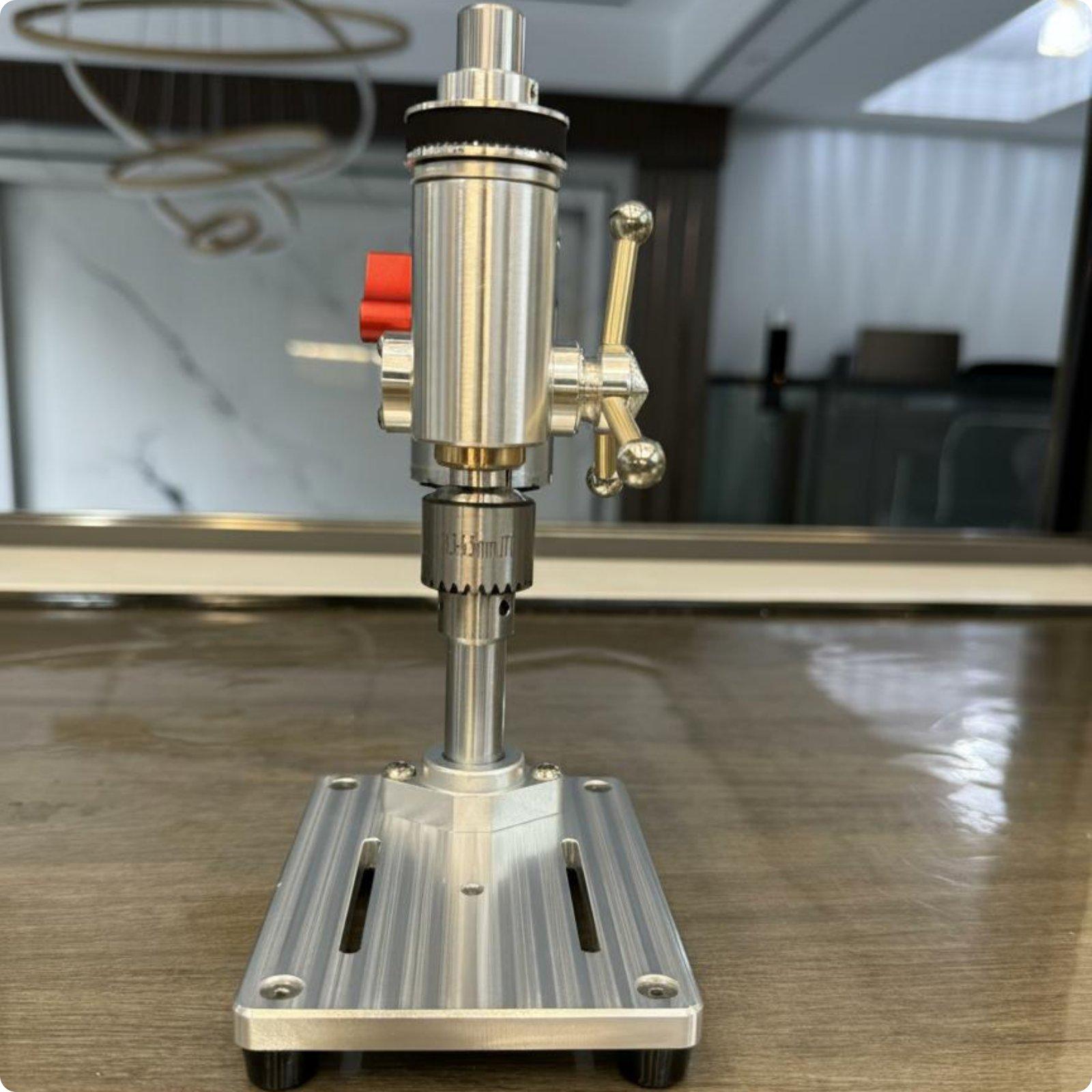 Drill Press - Tragbare Präzisions-Tischbohrmaschine aus Aluminiumlegierung, Mini-Holzbearbeitungsmaschine, Tischbohrmaschine